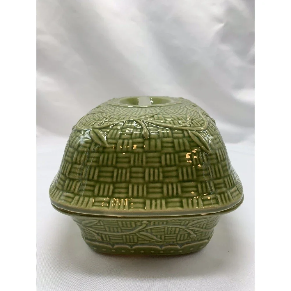 Green Temp-tations 4 qt. Orchard Vine Covered Cassarole Dish